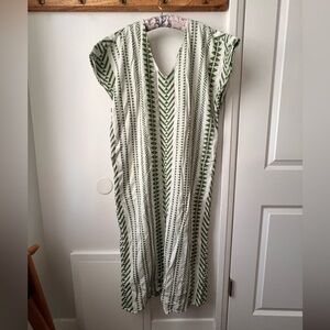 Velvet by Graham & Spencer  Green and White Caftan Large